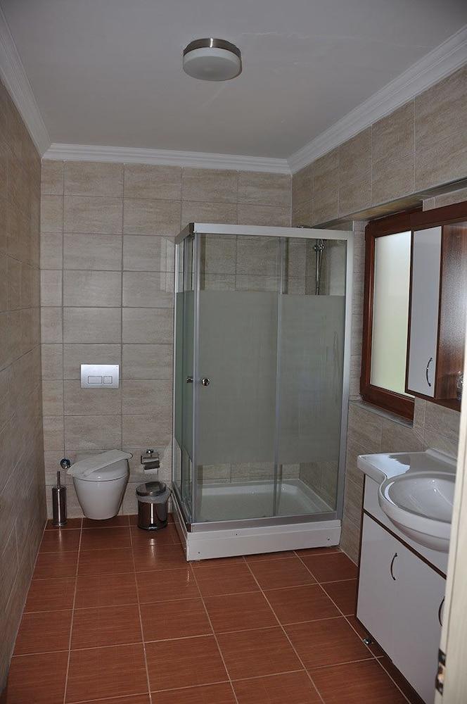 The One Club Hotel Саріґерме Екстер'єр фото