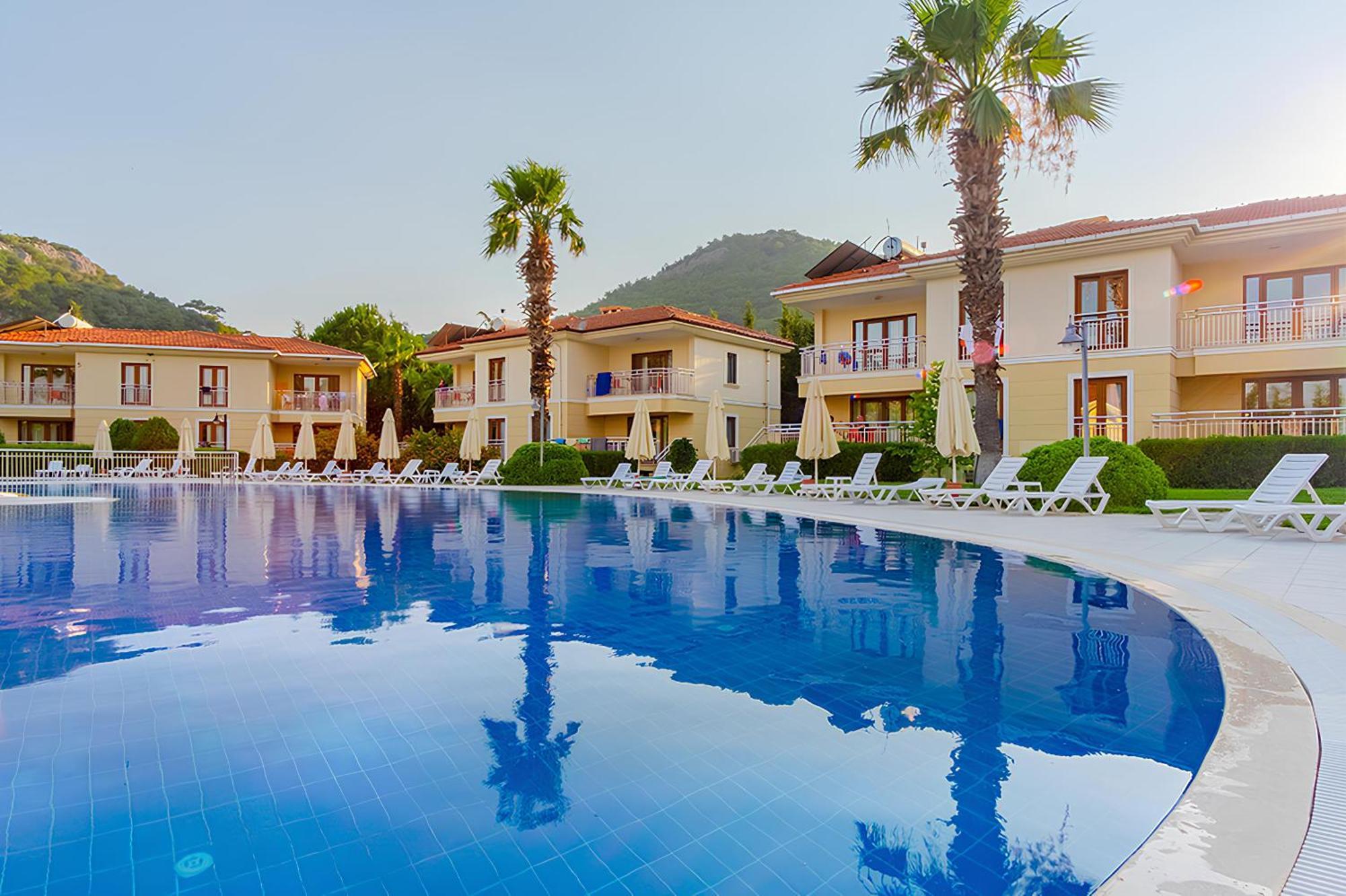The One Club Hotel Саріґерме Екстер'єр фото