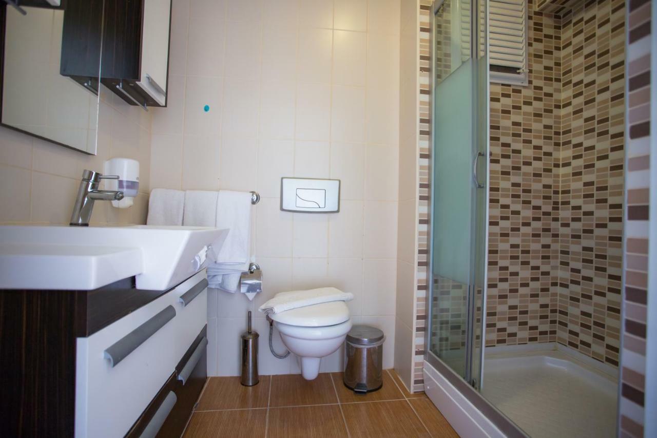 The One Club Hotel Саріґерме Екстер'єр фото